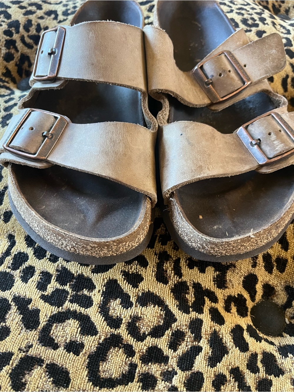 Birkenstock Arizona Taupe Brown Suede Leather Sandals SZ 39(8) - Picture 4 of 10